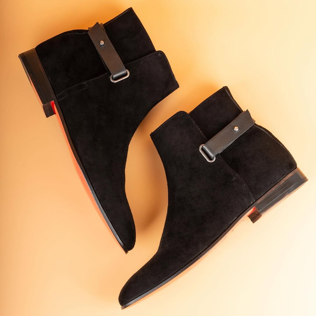 KUSSI BLACK Suede Boots