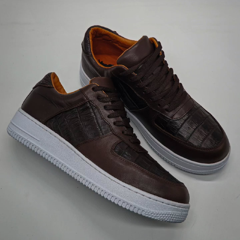 Classic Men's Sneakers