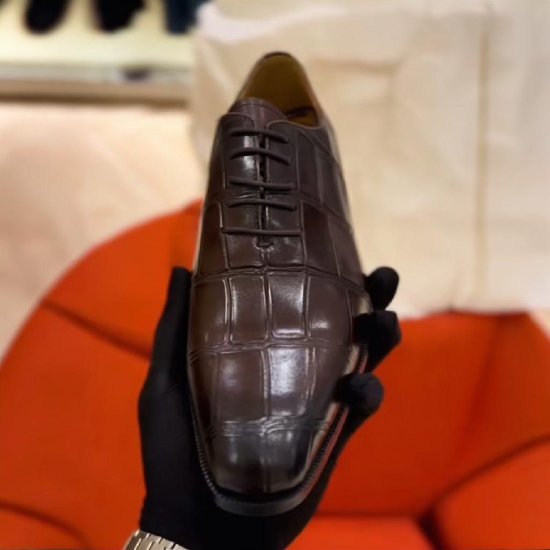 Men's Classic Crocodile Leather Oxfords