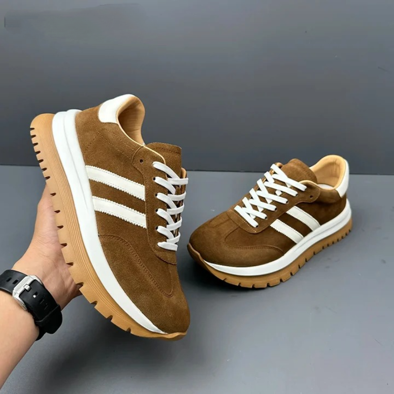 Handmade Retro Leather Breathable Low-top Sneakers