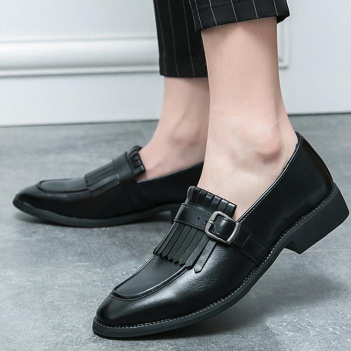 Tassels Green Slip-On Round Toe Shoes