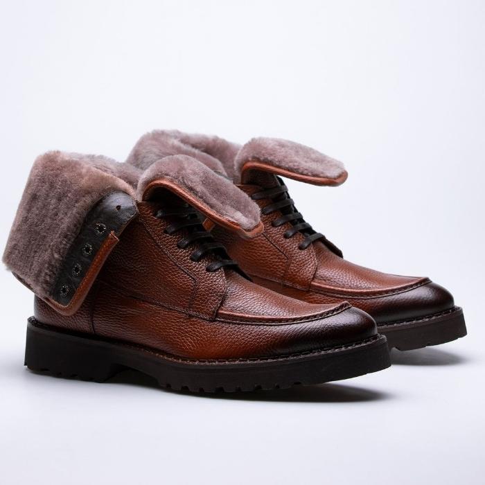 Men's Leather Boots With Shearling Details