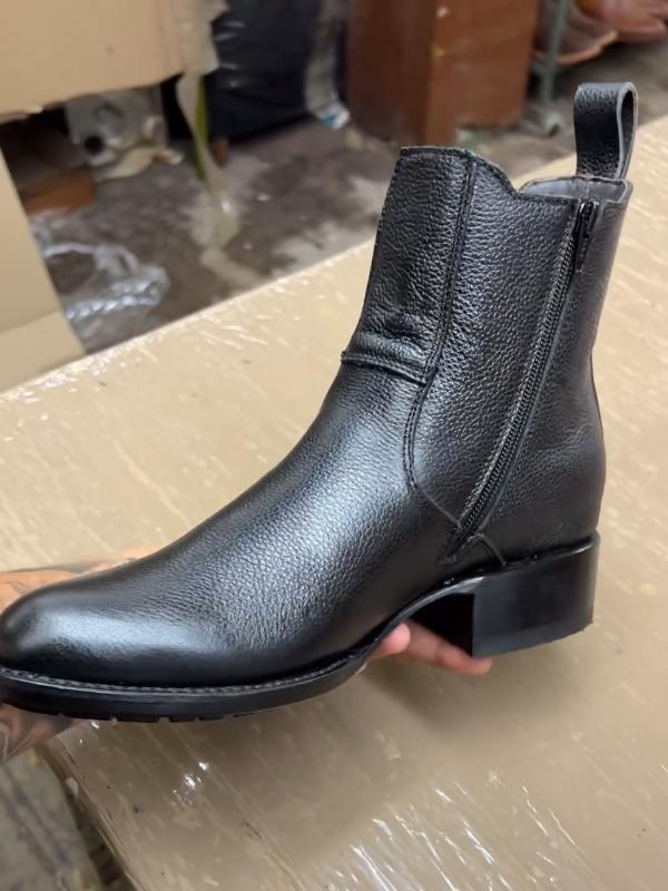 Elegant And Comfortable Deerskin Boots