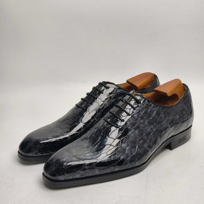 PERSUS Crust Calf Leather Shoes.