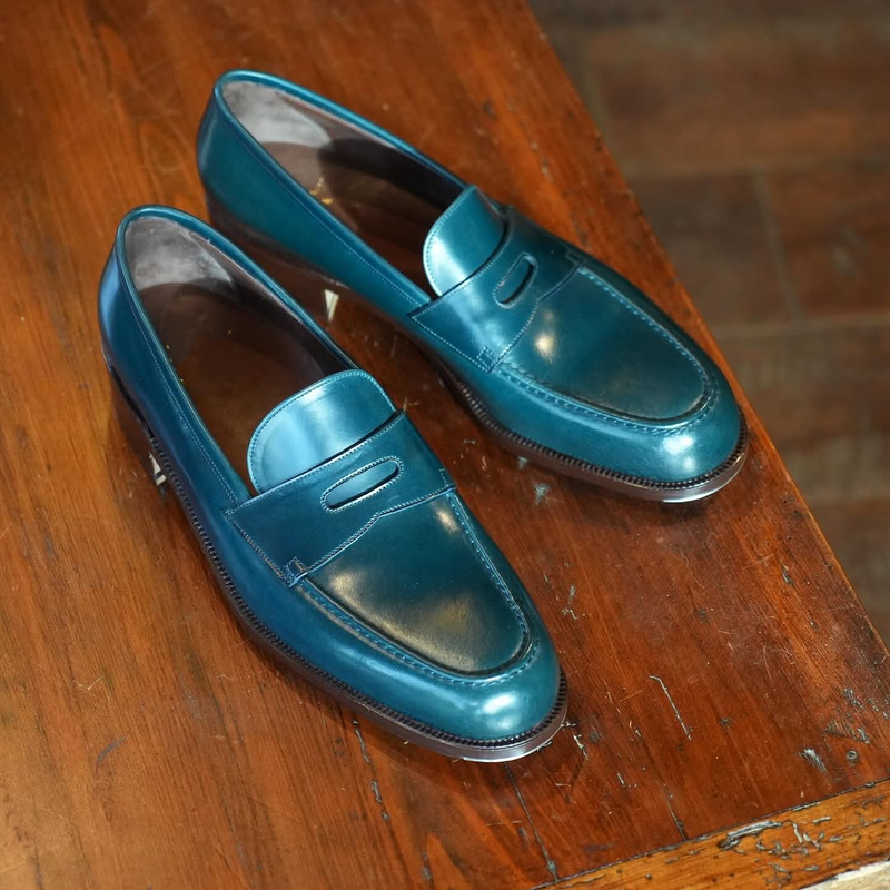 Casual Calf Shoes With Hand-stitched