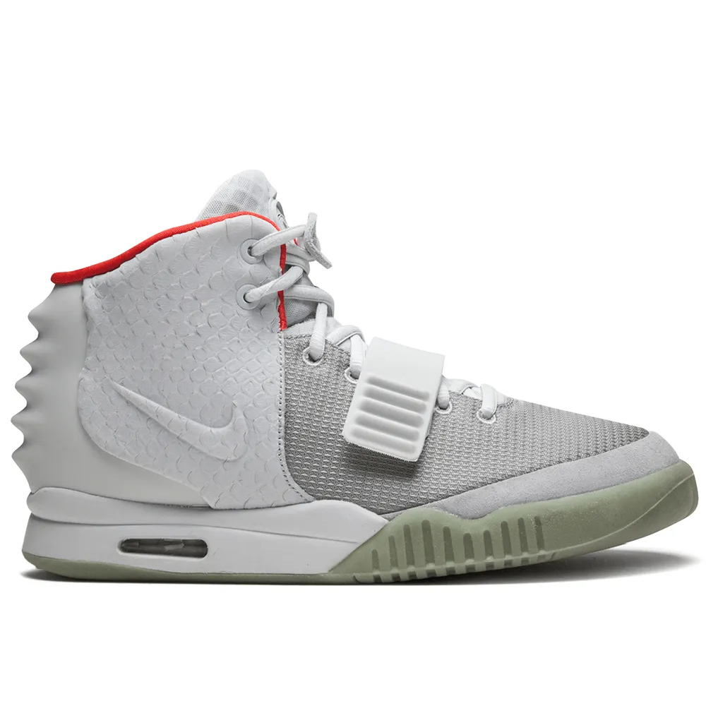 Air YEEZY 2 SP "Red October" Sneakers