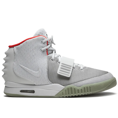 Air YEEZY 2 SP "Red October" Sneakers