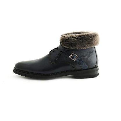 Navy Lined Boots Made Of Leather