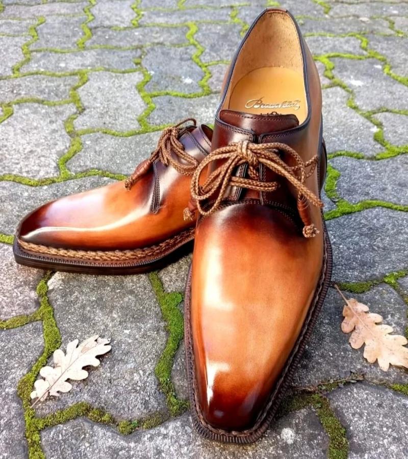 AMOR Elegant Calfskin Derby Leather Shoes