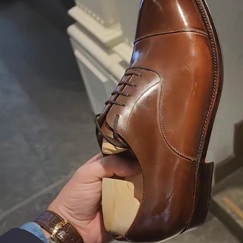 Brown Straight Toe Leather Oxfords