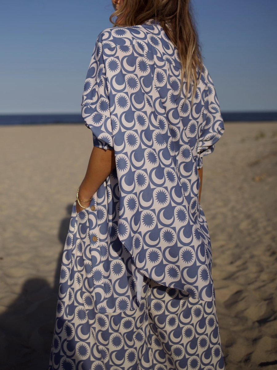 Geometric Print Button Suit