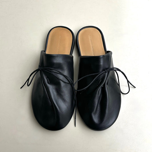 Drifter Slides (2026) Matt Black.Signature Curve Motif On Tongue. Leather From Italy.