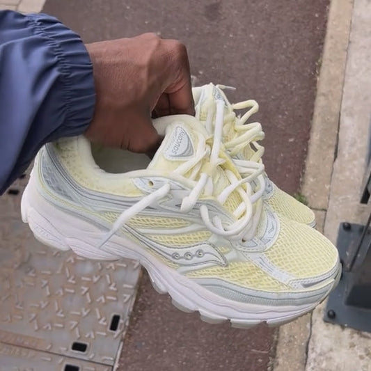 Saucony Omni 9 Custom Yellow Sun